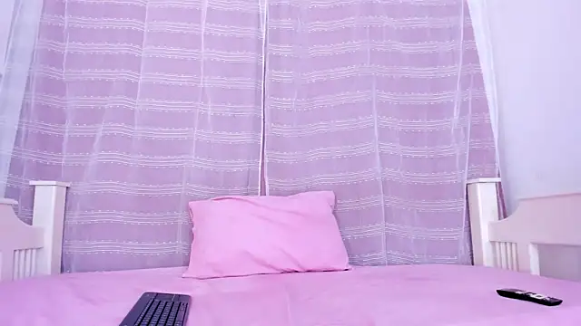 Henry_and_Lucy webcam