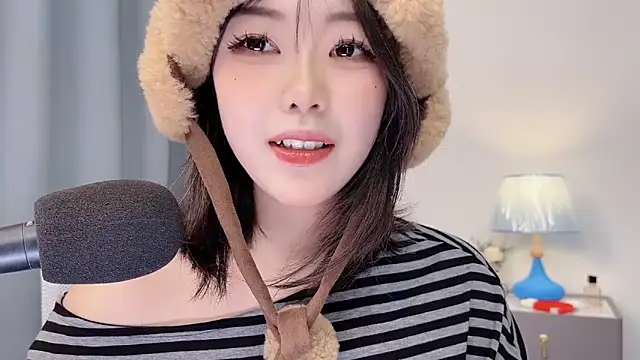 美女smalldaisy在线直播