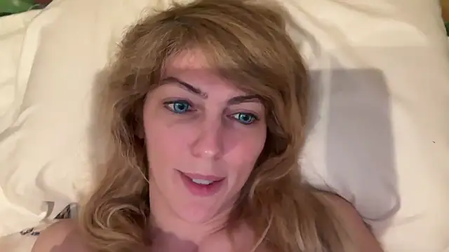 CelestialRuby Live Webcam on Stripchat