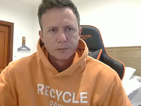 troydieselxxx - TroyDieselXXX's free webcam - UK Sex Cams