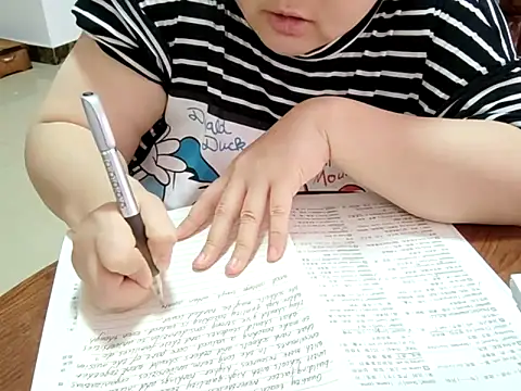 AngelwithEcup webcam