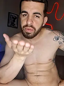 Cubanotatuado webcam