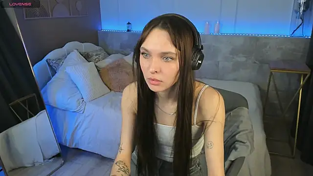 ChloeSunny live sex cam