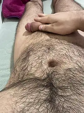 Hairy_arabic_master webcam