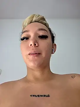 alaia_princess webcam