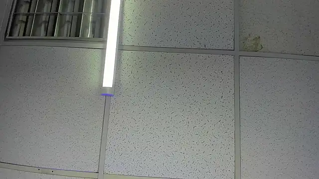 Aisha_hotts777 webcam