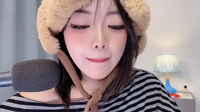 美女smalldaisy在线直播