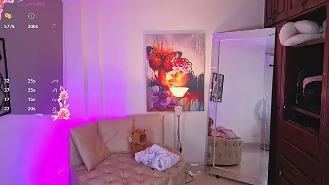 nataasha___ - NATAASHA___'s free webcam - UK Sex Cams