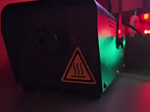 _MissJaneWarren_ webcam