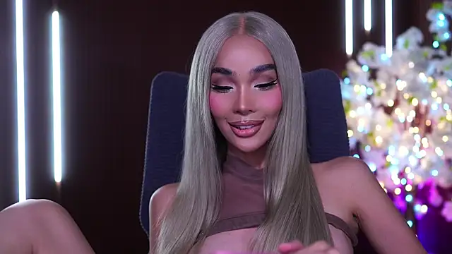 xxforyoureyesonlyxx webcam