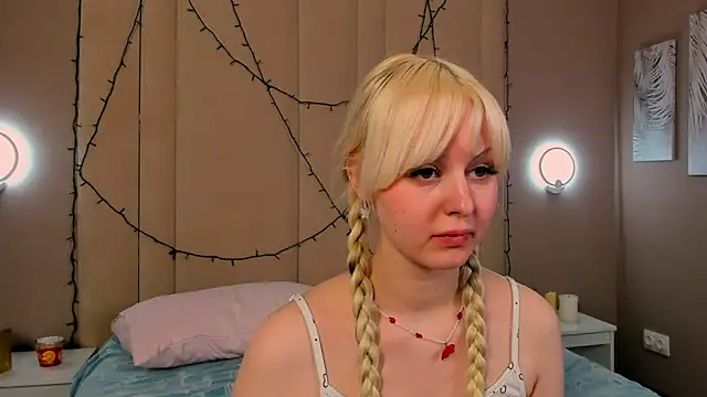 AdeleSilvy live sex cam