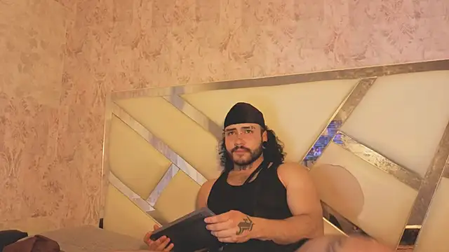 benny_and_mark - Benny_and_Mark's free webcam - UK Sex Cams