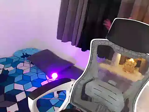 MajesticKitana webcam