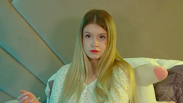 MilanaBalmain webcam