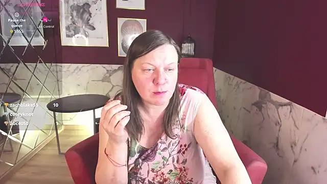 KellyPerfection webcam