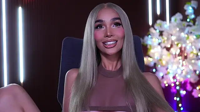 xxforyoureyesonlyxx webcam