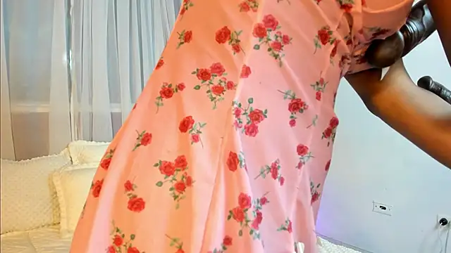 nicole_brown1126 - Nicole_Brown1126's free webcam - UK Sex Cams