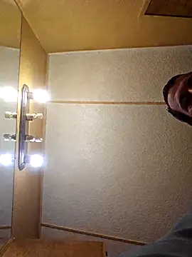 UncutHammer69 webcam