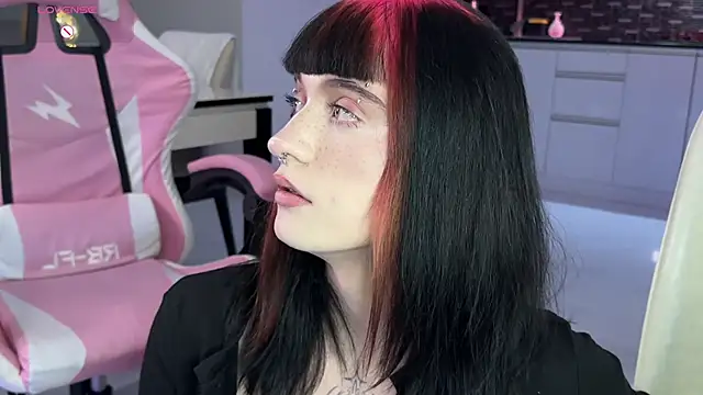 vailyreb_ - Vailyreb_'s free webcam - UK Sex Cams