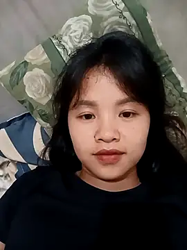 Webcam Model (Pretty-haert)  is live.Free join now!