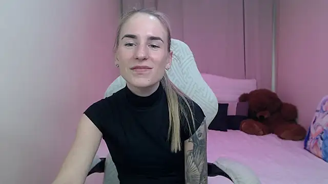 DeboraHorny webcam