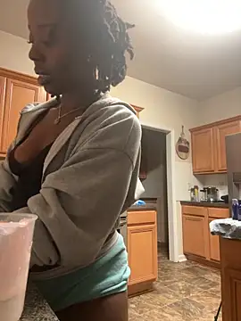 thechocolatepeach webcam