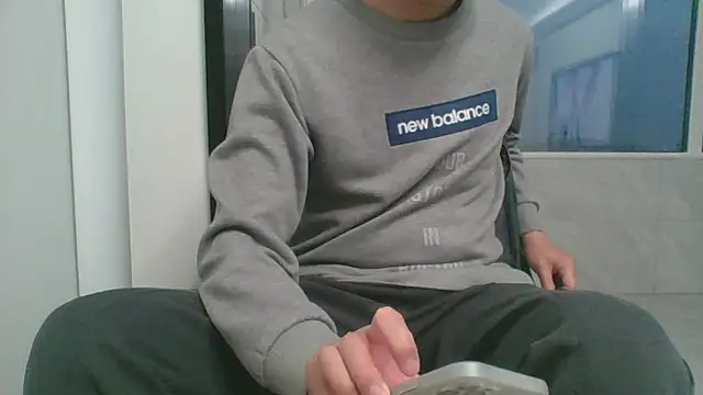 nole_china7 (Ask my age) - talk / fun / cum