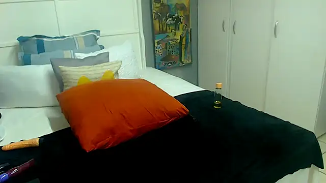 Brunettedevon33 webcam