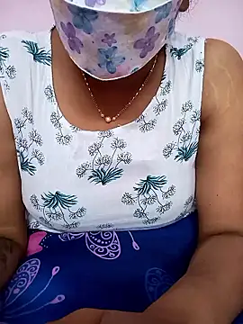 Webcam Model (Ammu14399)  is live.Free join now!