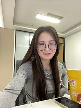 美女Taosi11在线直播