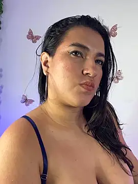 veronica__olsonn webcam