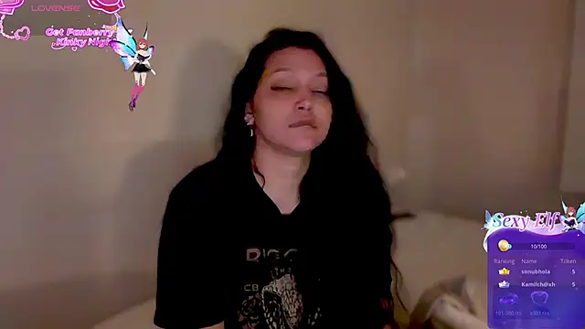 MarcellaGriffin webcam