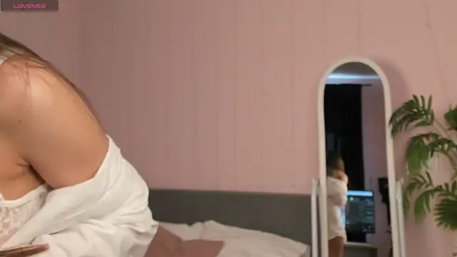 Lillie_Miller webcam