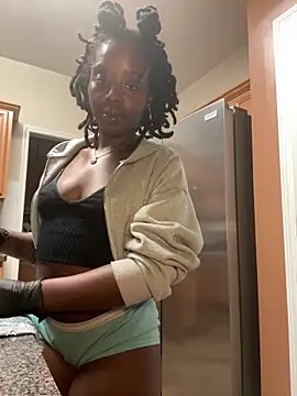 thechocolatepeach webcam