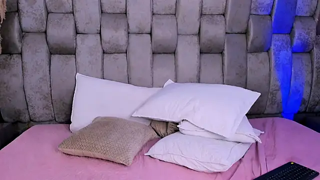 EleanorRigby5 webcam