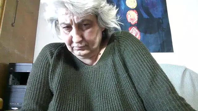 ExquisiteMature webcam