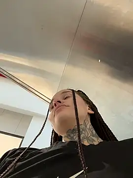 kishamur (F young) - Naked closeup show