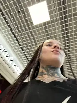 kishamur (F young) - Naked closeup show