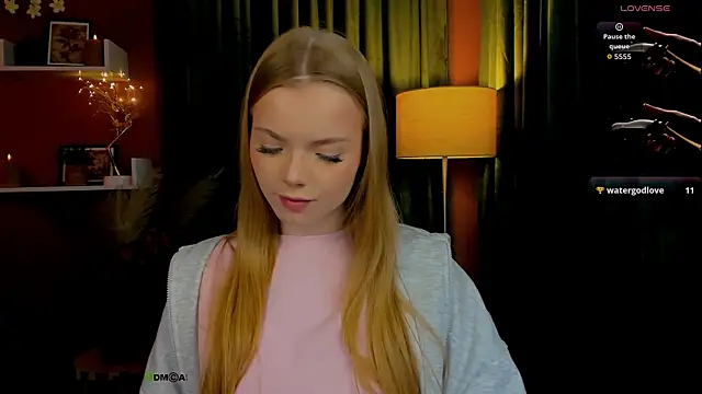 maddy_moah (F teen) - show ass 10 seconds