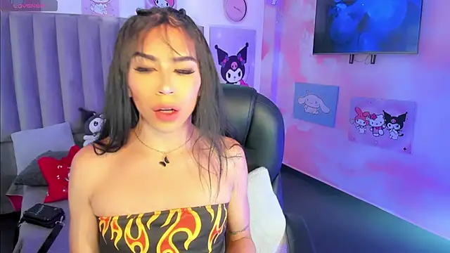 Alejandra_Velarie webcam