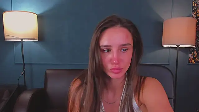 nicolewells22 (T teen) - boobs tease