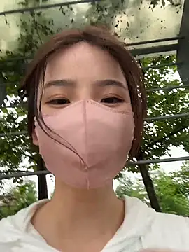 gougou13 live sex cam