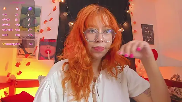 _Moon_Johnson webcam