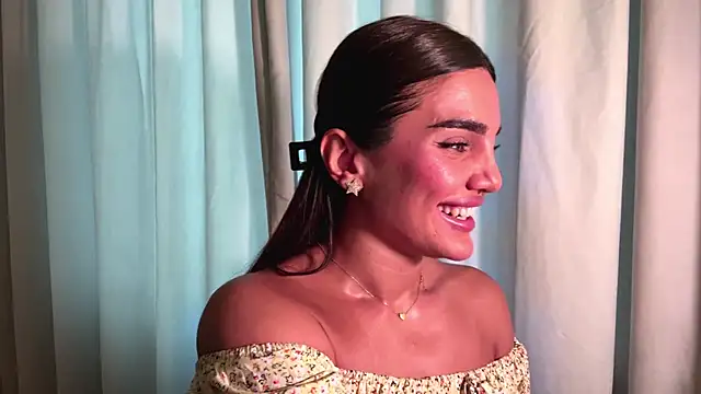 melindareny - MelindaReny's free webcam - UK Sex Cams