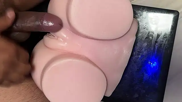 offsetarmlet - OffsetArmlet's free webcam - UK Sex Cams