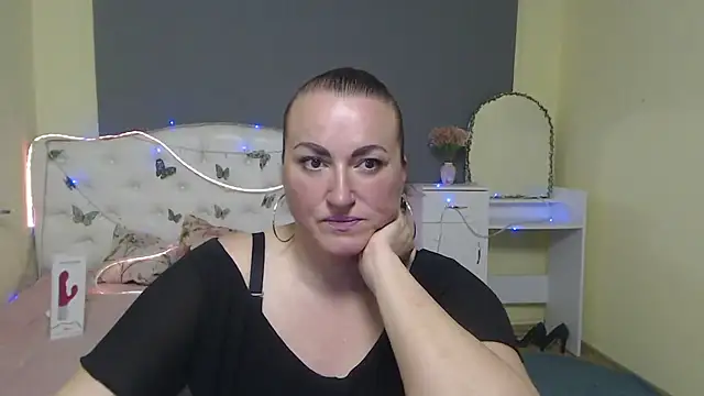 dianamgg - DianaMGG's free webcam - UK Sex Cams