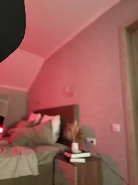 YourLittleDevil webcam