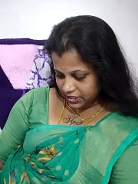 sweetqueen143 webcam