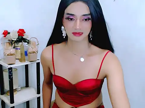 queeny_cassandra - Queeny_Cassandra's free webcam - UK Sex Cams