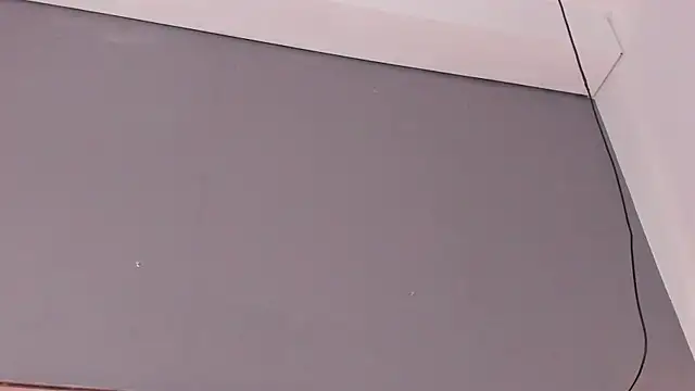 Scarlett_grey1 webcam